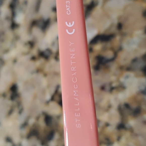 Stella McCartney kids cateye sunglasses in pink smoke/ great condition - Picture 6 of 7